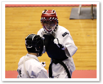 防具を付けての練習風景